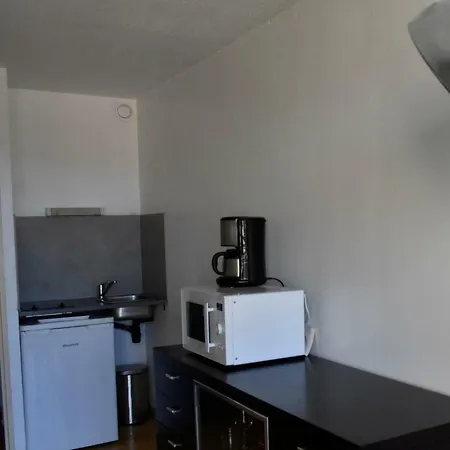 Studio Rue De La Tourrache - 2 Fréjus